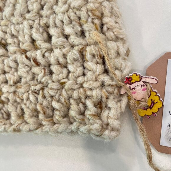Handcrafted Beige Knit Headband With Wooden Buttons Cozy & Stylish Accessory NWT - Picture 4 of 8
